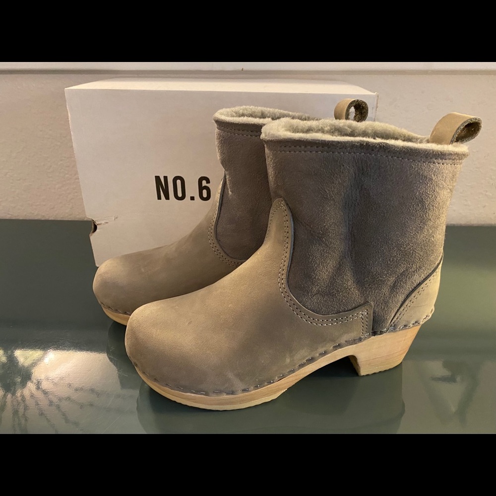 No. 6 Shearling clog boots in Steel/Alaska